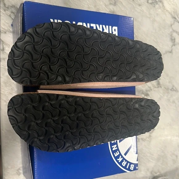 Birkenstock light rose Arizona Suede Sandals - Picture 3 of 5